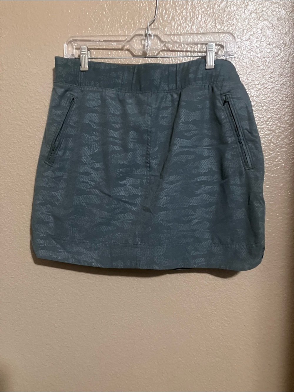 Women’s Dark Green Casual Skirt